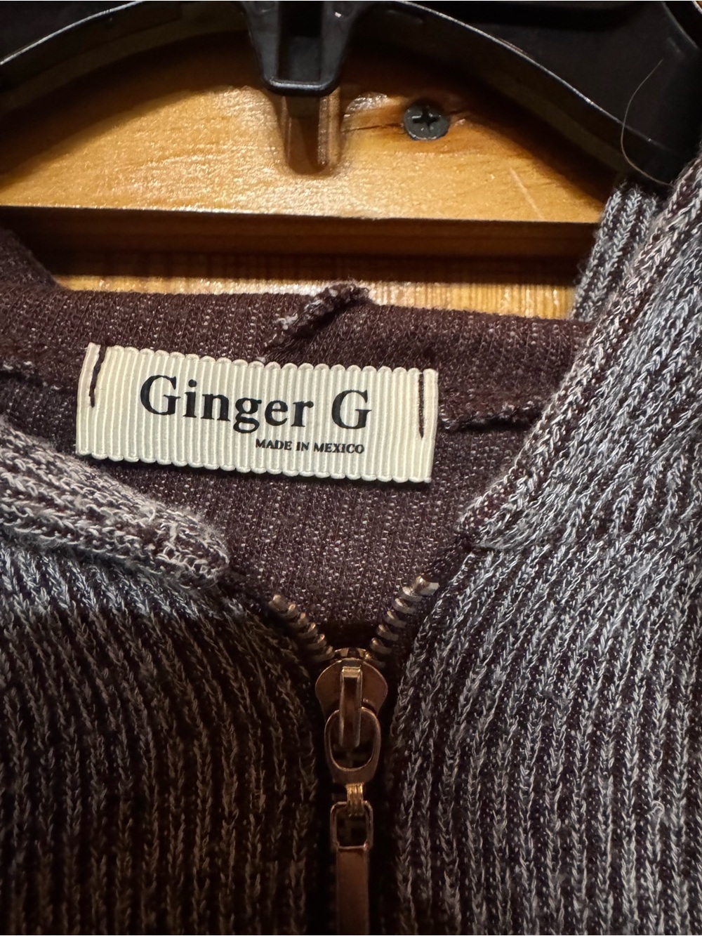 Ginger G Gray/Brown Ribbed Half-Zip Hooded Pullover - Picture 2 of 3